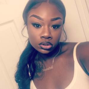 Meet your Posher, Valerie